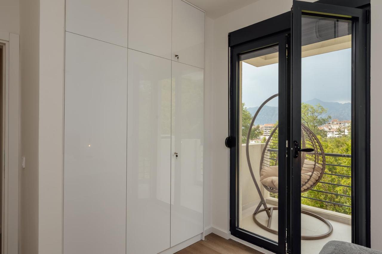 Lux Grand * Kotor